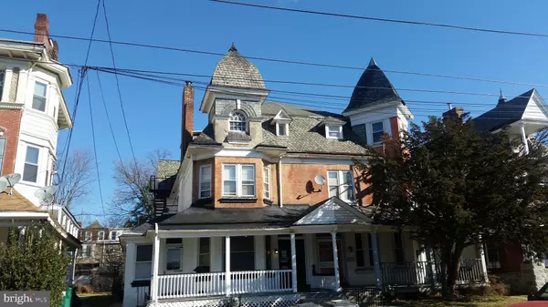 807 W. MAIN ST ( ROOMING HSE ), Norristown, PA 19401