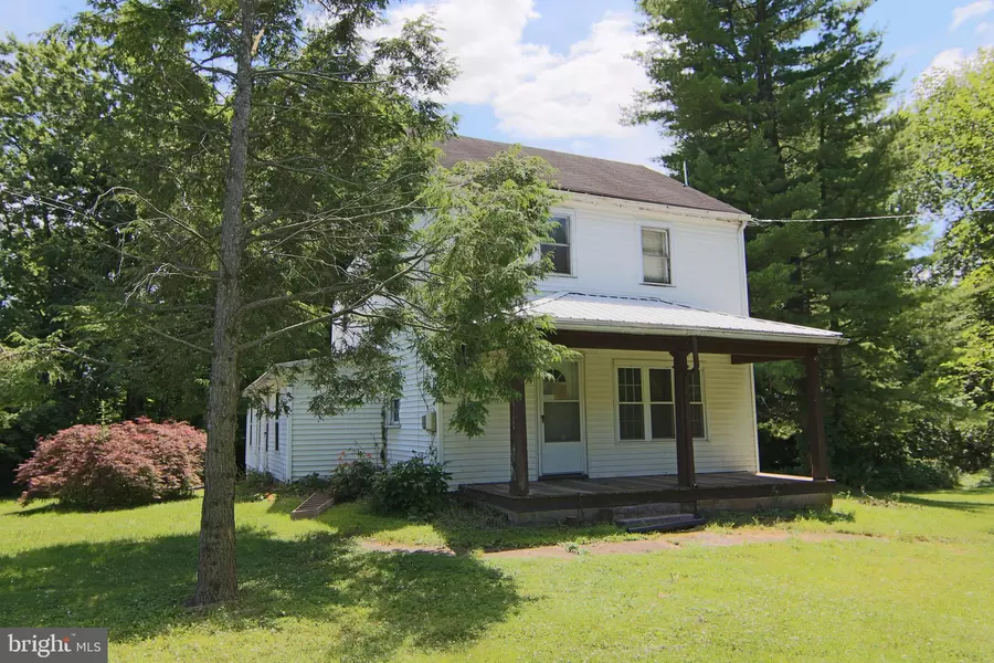 3324 SCHOOLHOUSE RD, Middletown, PA 17057