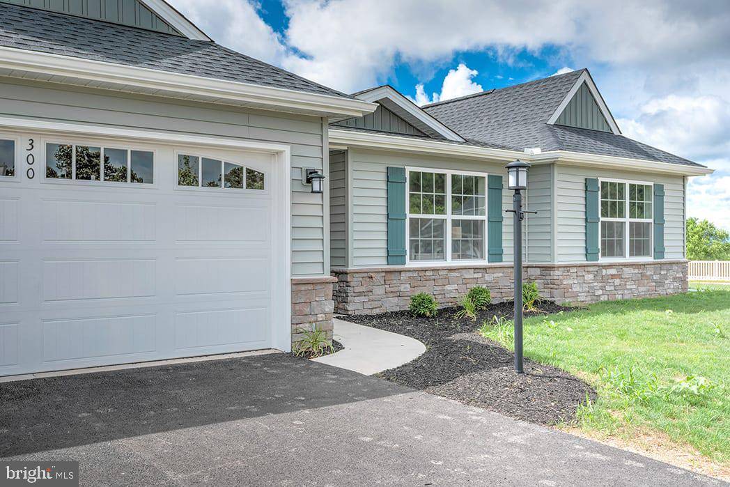 Lebanon, PA 17042,262 GARDENIA LN #LOT 37