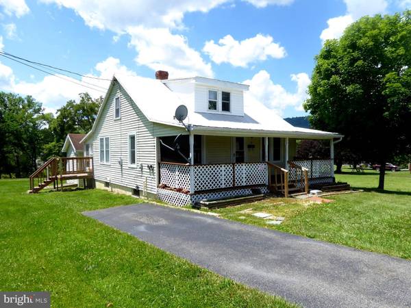 70 POTOMAC AVE, Romney, WV 26757