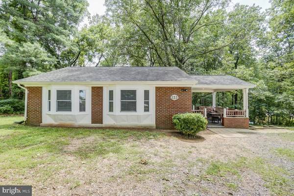 233 HIDDEN VIEW LN, Front Royal, VA 22630