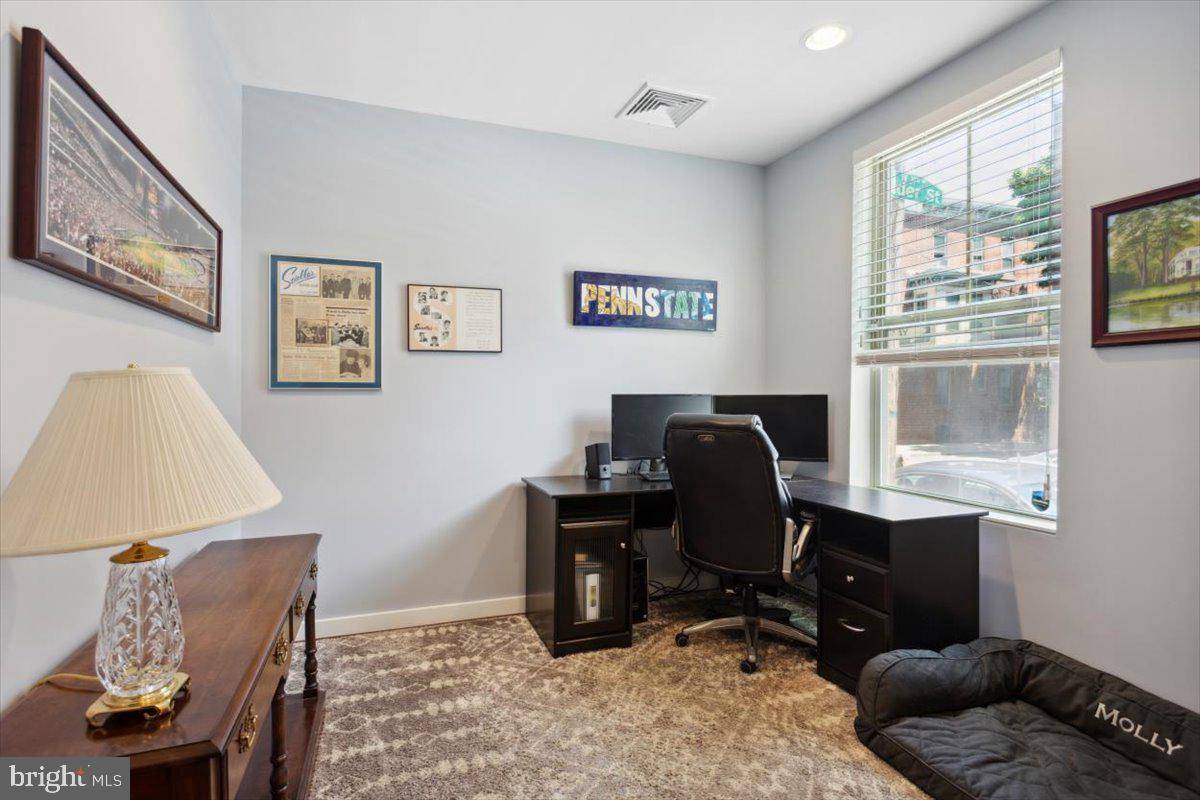 Philadelphia, PA 19147,1432 S 4TH ST