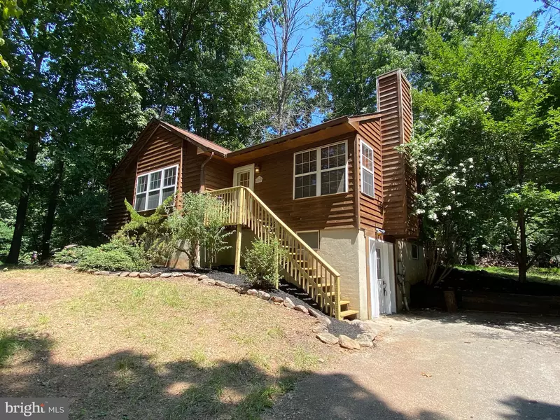 200 MAPLE RIDGE LN, Harpers Ferry, WV 25425