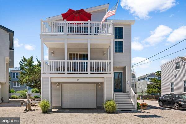 18 N 7TH ST, Surf City, NJ 08008