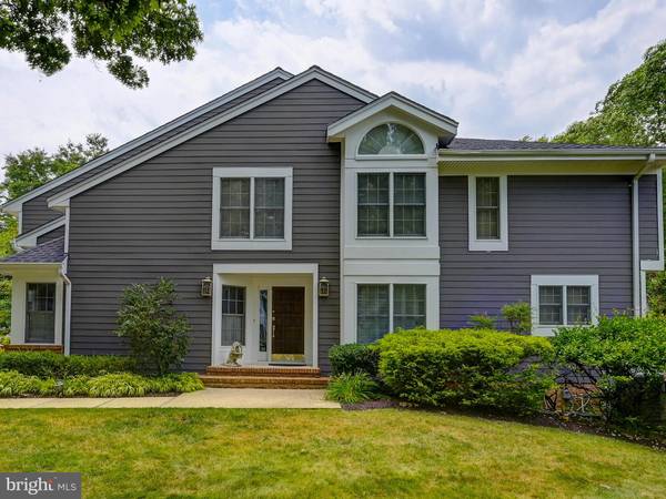 14 RIVER OAKS CIR, Pikesville, MD 21208