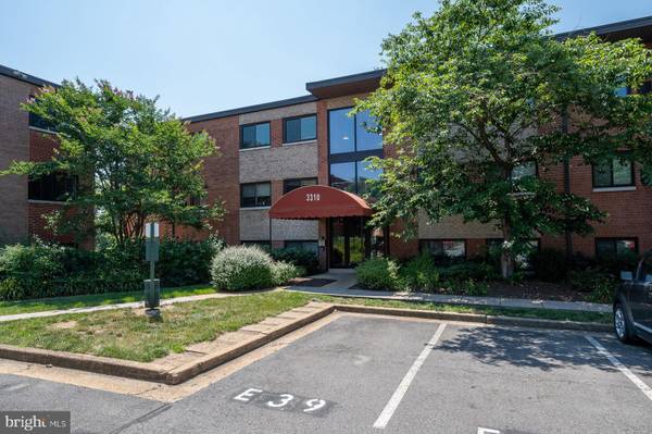 3310 S 28TH ST #101, Alexandria, VA 22302