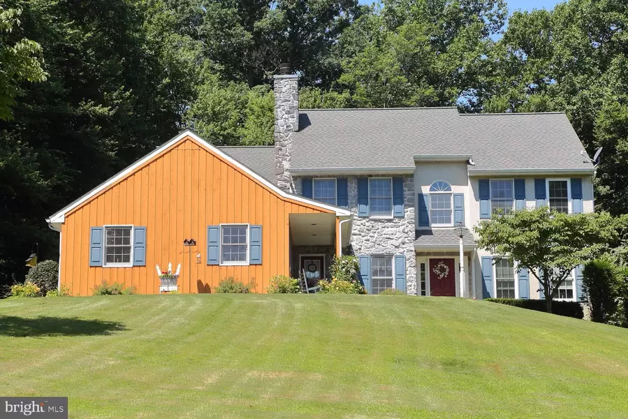 270 S VINTAGE RD, Paradise, PA 17562