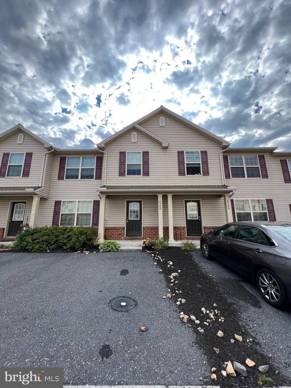 6382 CREEKBEND DR, Mechanicsburg, PA 17050