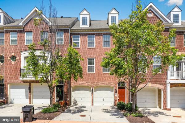 528 TRIADELPHIA WAY, Alexandria, VA 22312