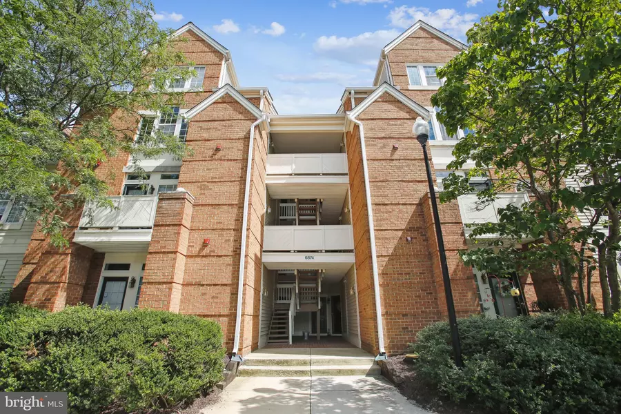 6874-E BRINDLE HEATH WAY #197, Alexandria, VA 22315