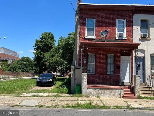 551 ROYDEN ST, Camden, NJ 08103