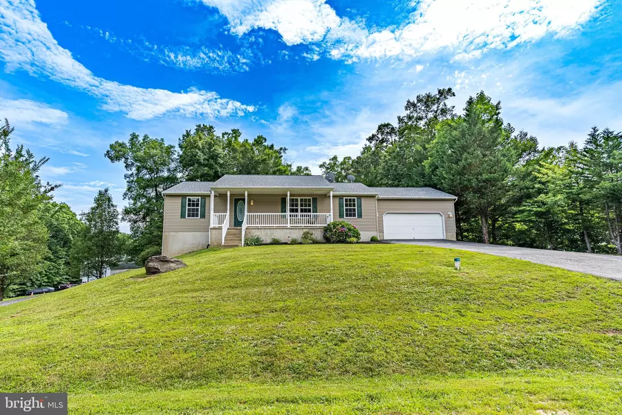 29035 DANDELION DR, Mechanicsville, MD 20659