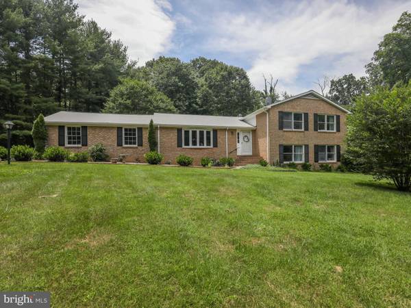 13535 BERLIN TPKE, Lovettsville, VA 20180