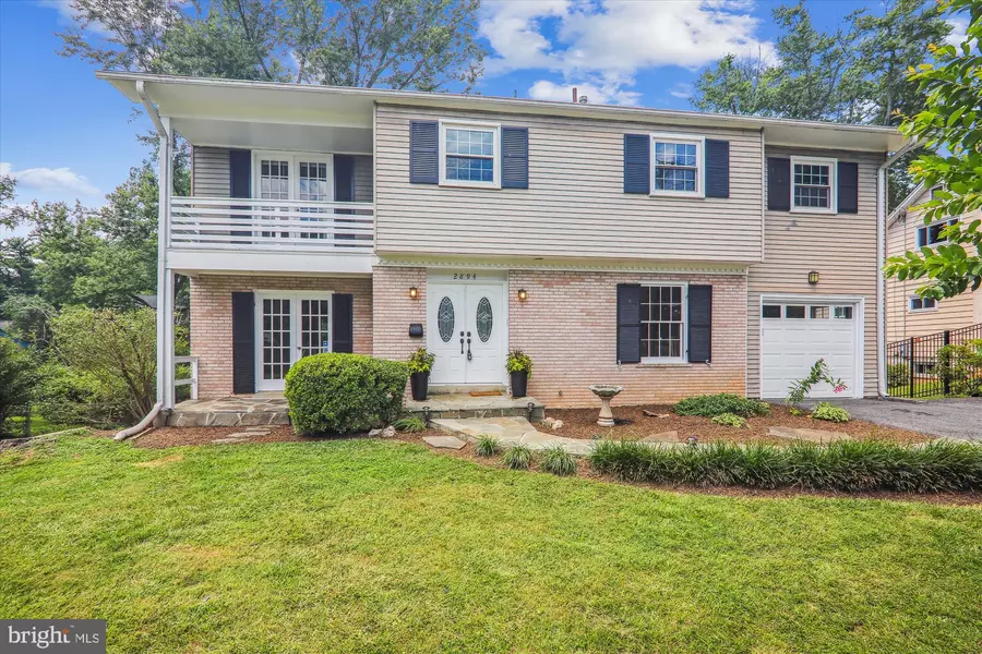 2894 GLENORA LN, Rockville, MD 20850