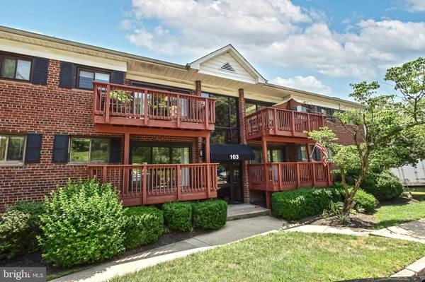 103 SKYHILL RD #3, Alexandria, VA 22314