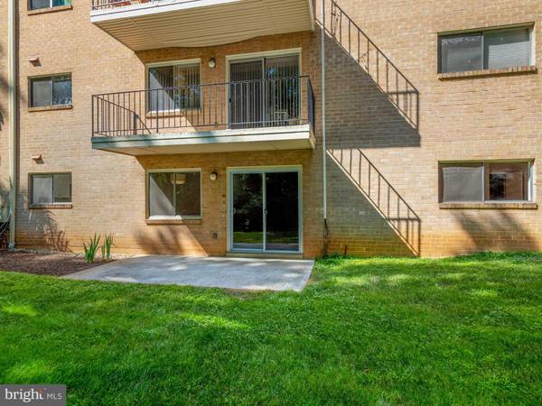 Bethesda, MD 20814,10654 MONTROSE AVE #2