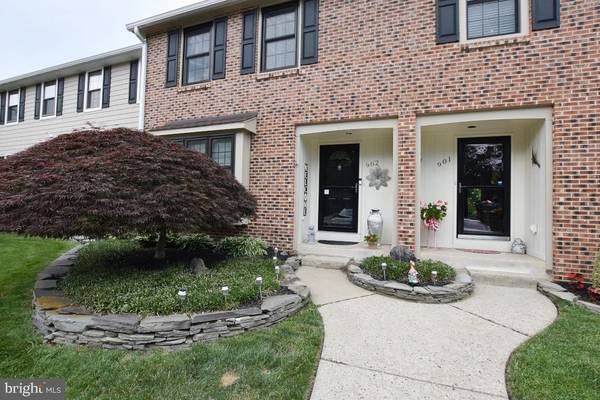 902 KINGS CROFT, Cherry Hill, NJ 08034