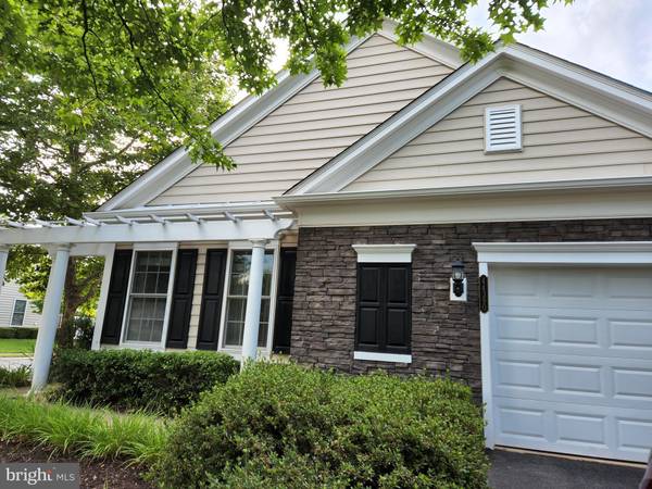 44390 MALTESE FALCON SQ, Ashburn, VA 20147