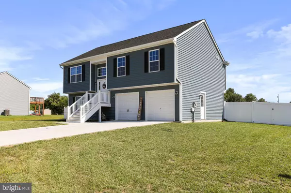 Bunker Hill, WV 25413,156 SAFFLOWER WAY