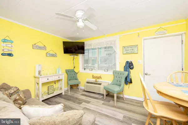 North Wildwood, NJ 08260,505 E 4TH AVE ##225