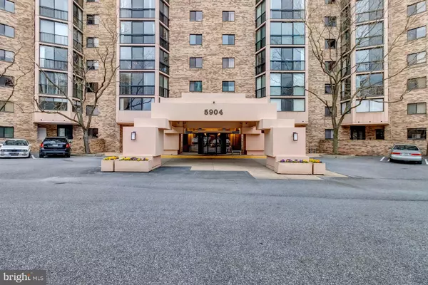 5904 MOUNT EAGLE DR #115, Alexandria, VA 22303