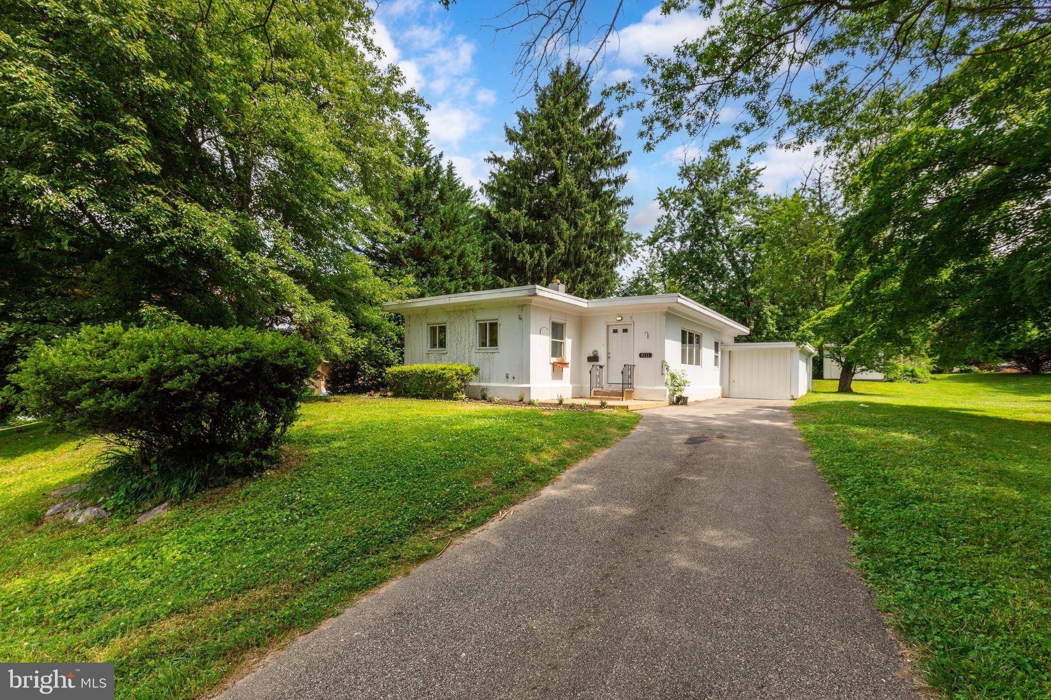 Glenside, PA 19038,8111 DOUGLAS RD