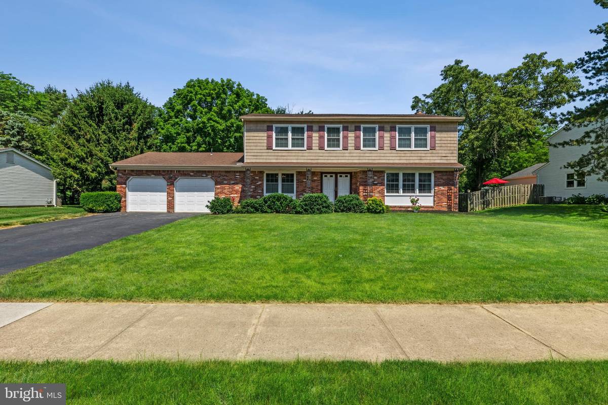 Plainsboro, NJ 08536,36 GROENDYKE LN