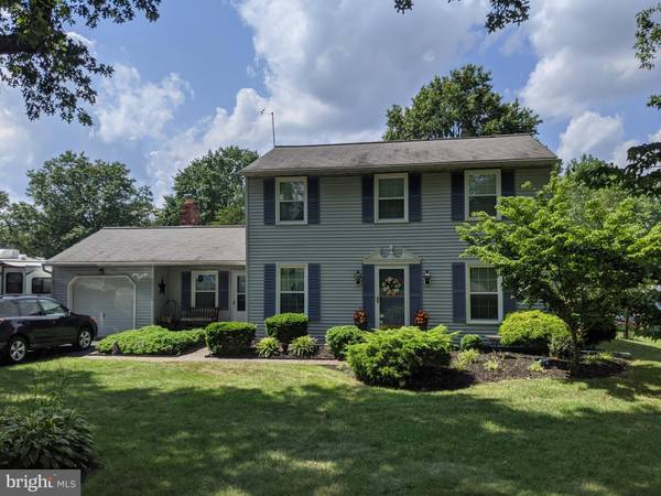 421 BROOKSIDE DR, Perkasie, PA 18944