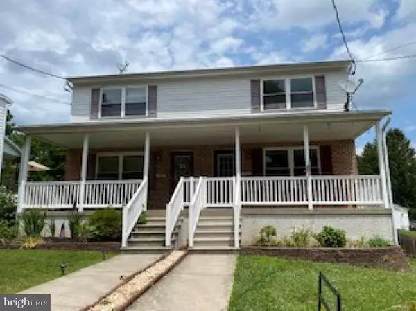 21 APPLE ST, Boyertown, PA 19512