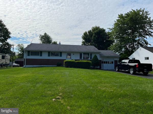 119 BUTTERNUT DR, Hatboro, PA 19040