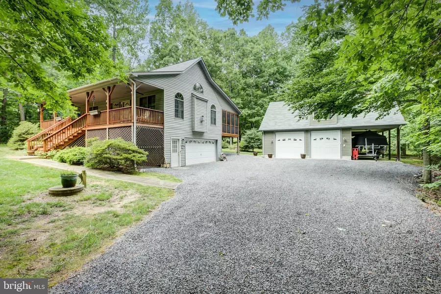 186 OAKLEIGH LN, Bumpass, VA 23024