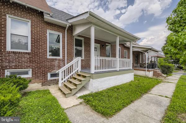 3002 POPLAR TER, Baltimore, MD 21216