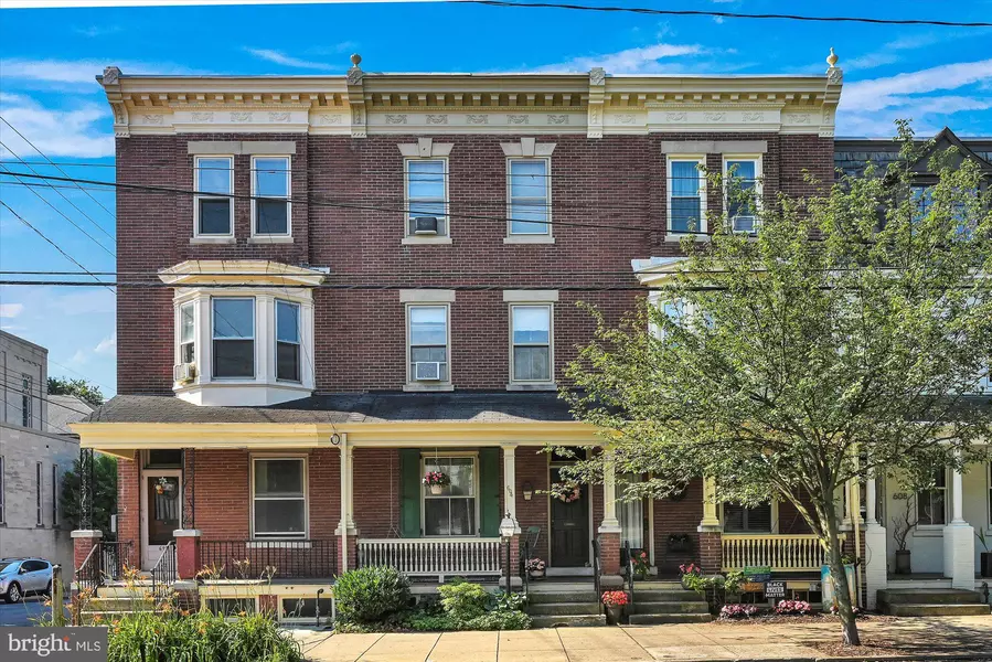 604 W WALNUT ST, Lancaster, PA 17603