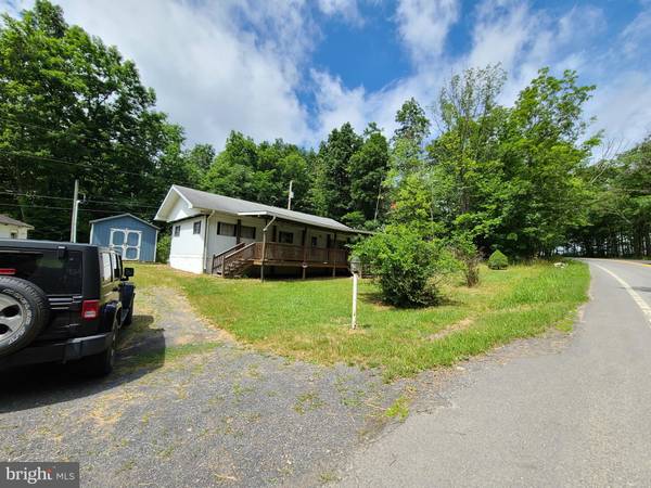 1765 BISMARCK RD, Mount Storm, WV 26739