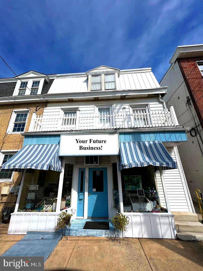 137 W LANCASTER AVE, Downingtown, PA 19335