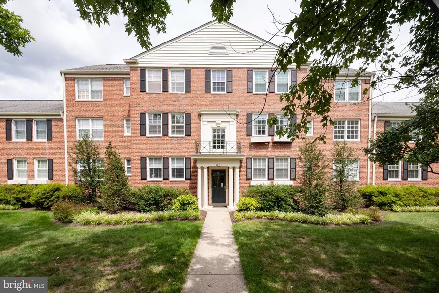 6619 10TH ST #B2, Alexandria, VA 22307