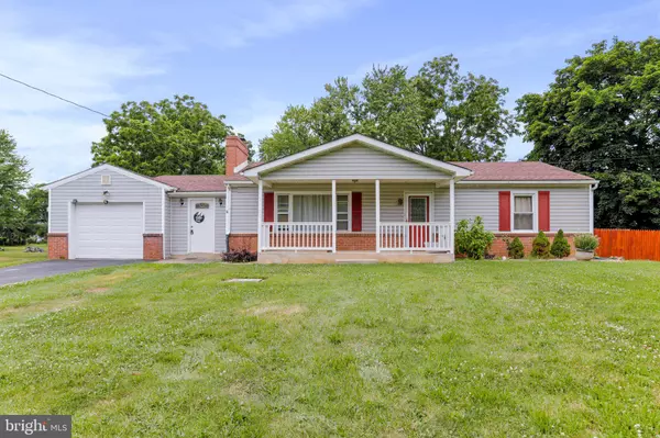 13832 WEAVER AVE, Maugansville, MD 21767