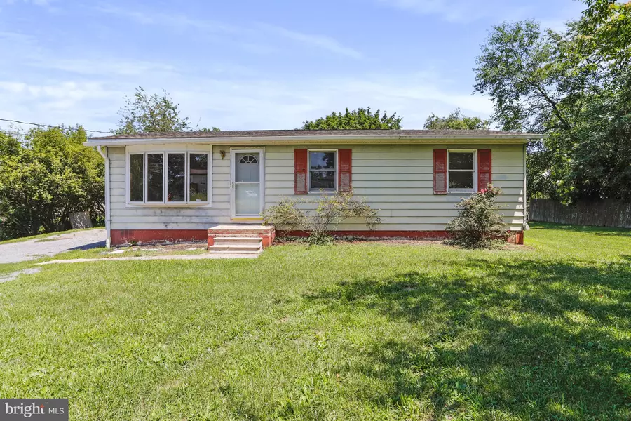 595 HANSHEW LN, Martinsburg, WV 25404