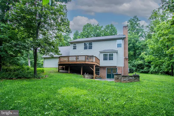 Hedgesville, WV 25427,90 MESQUITE LN