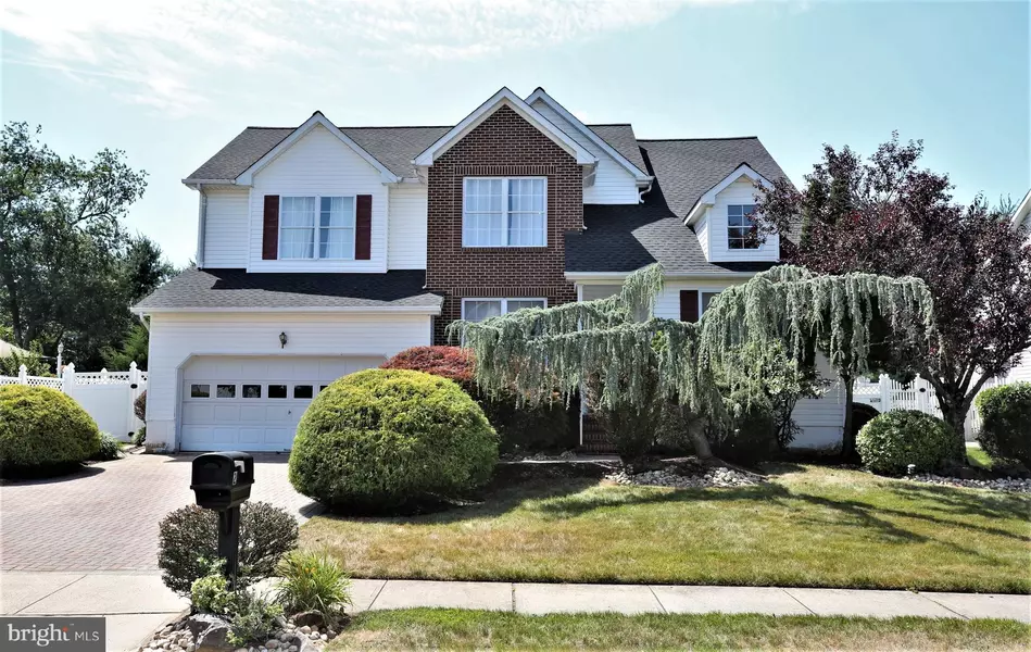 28 LEXINGTON RD, Monmouth Junction, NJ 08852