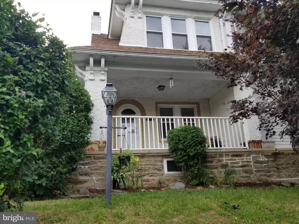 Philadelphia, PA 19138,933 E RITTENHOUSE ST