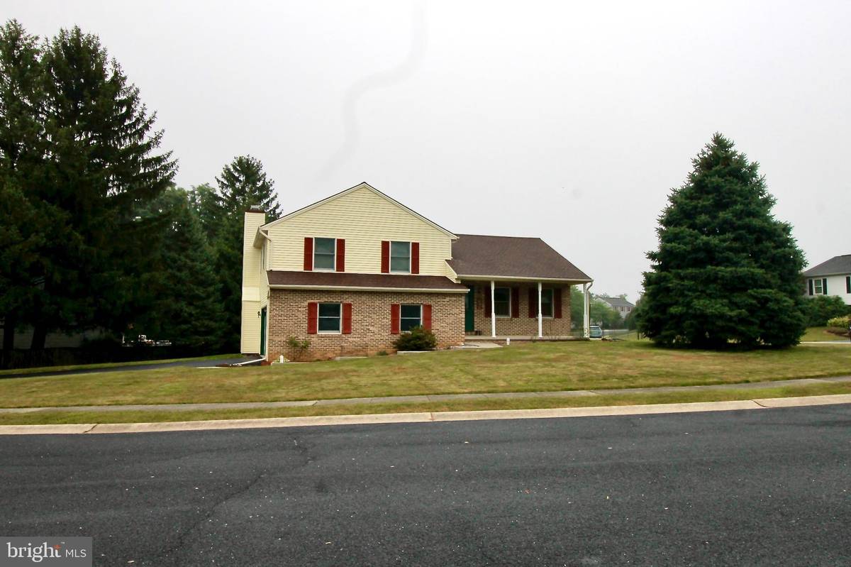 Enola, PA 17025,2 CYPRESS HOLLOW RD