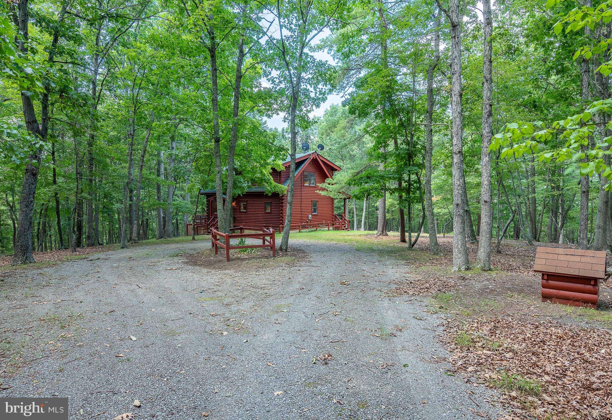 Paw Paw, WV 25434,106 EASTERN CEDAR CT