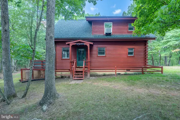 Paw Paw, WV 25434,106 EASTERN CEDAR CT