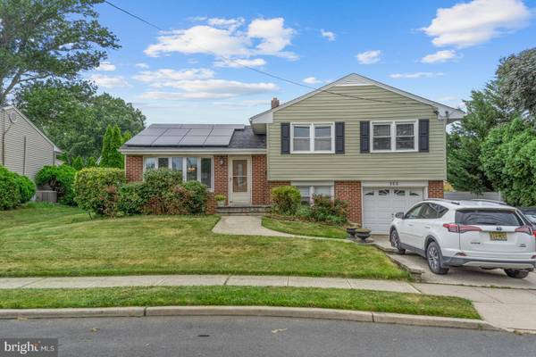 105 WINDING WAY, Trenton, NJ 08620