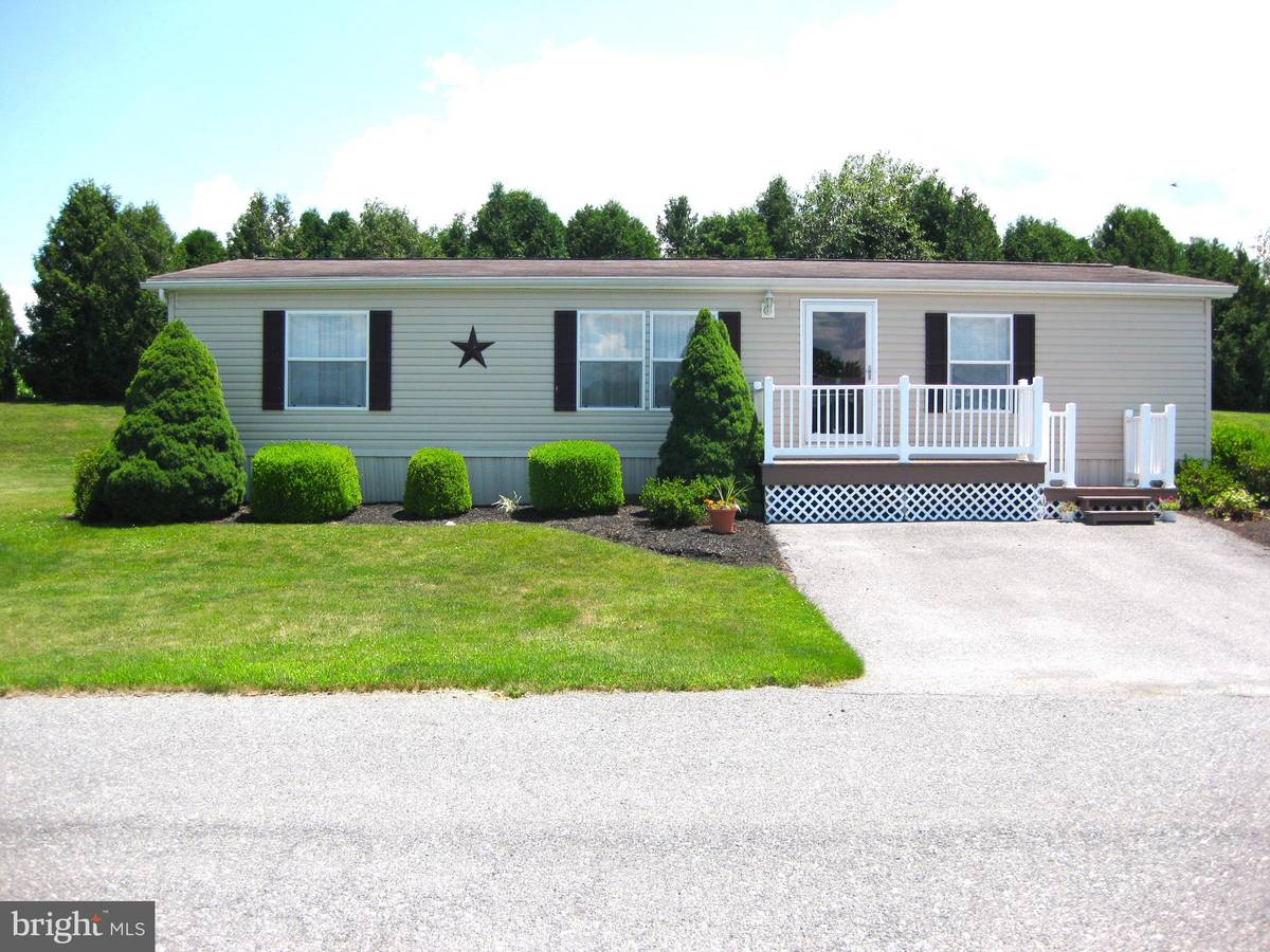 Shippensburg, PA 17257,50 TIFFANY DR #16