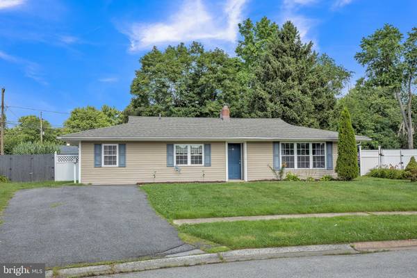 17 CARLISLE RD, Newark, DE 19713