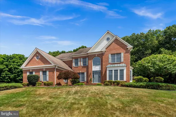 16 HOWELL CT, Princeton Junction, NJ 08550