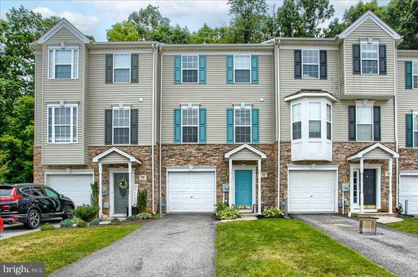 326 BRUAW DR, York, PA 17406