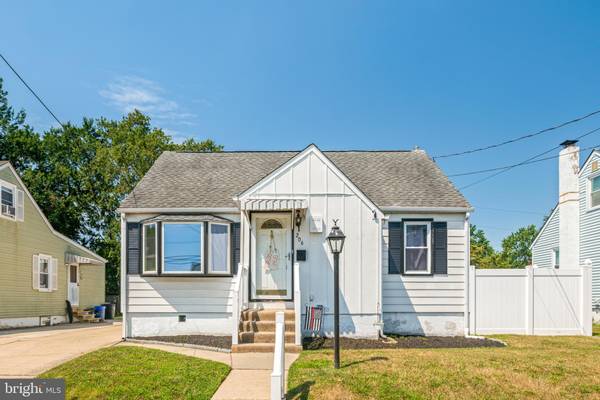 206 S LOWELL AVE, Bellmawr, NJ 08031